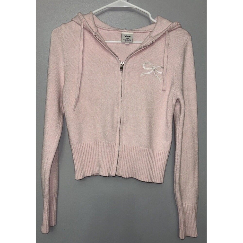 Vine & Valley Soft Pink Sweater With Bow On Right Side Size Large